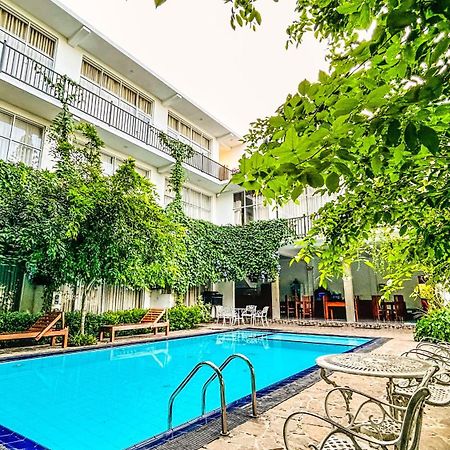 Salubrious Resort أنرادابورام المظهر الخارجي الصورة