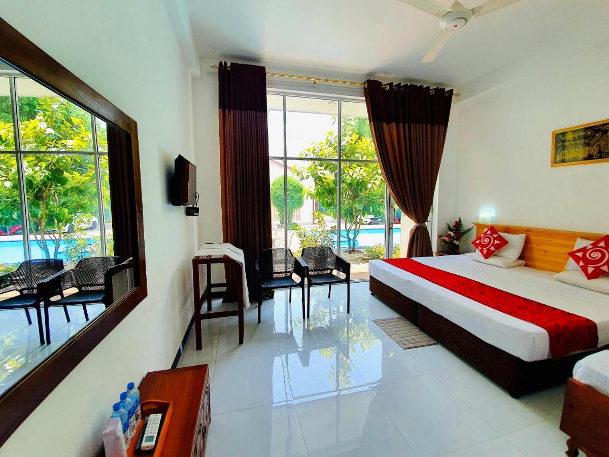Salubrious Resort أنرادابورام المظهر الخارجي الصورة