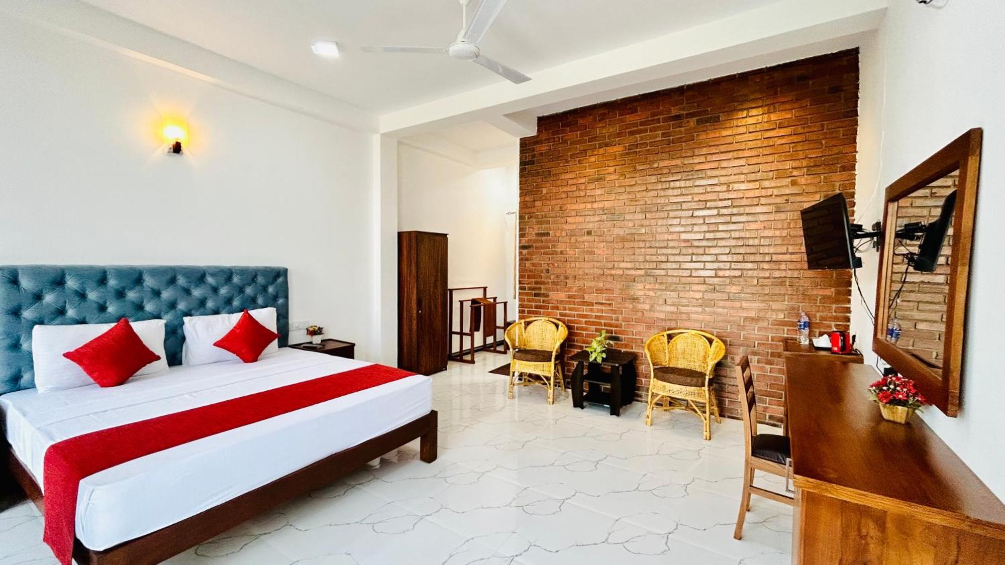 Salubrious Resort أنرادابورام المظهر الخارجي الصورة