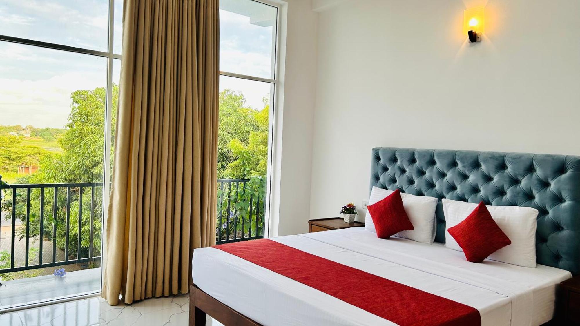 Salubrious Resort أنرادابورام المظهر الخارجي الصورة