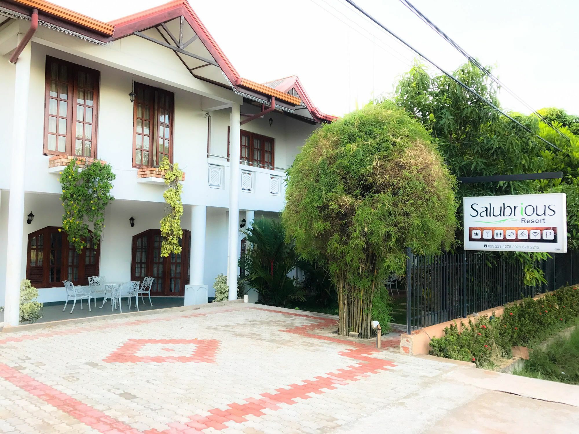 Salubrious Resort أنرادابورام المظهر الخارجي الصورة
